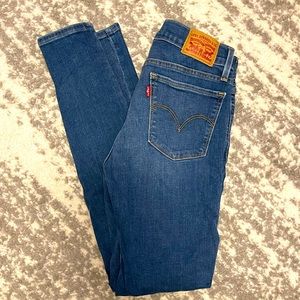Levi’s 710 super skinny